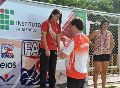 Lílian Geovana Saraiva ganhou dois ouros e uma prata.
