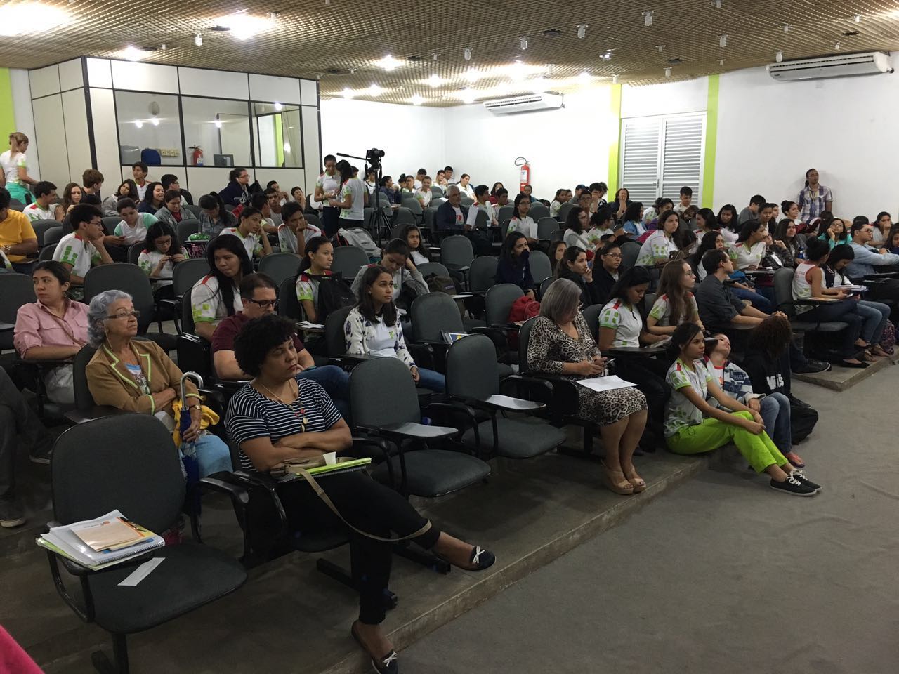 Escolha dos novos dirigentes – Comunidade acadêmica participa dos debates eleitorais