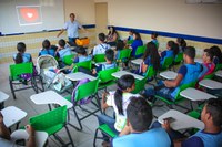 Projetos de extensão - Alunos da Escola Estadual Elza Breves participam de palestras sobre prevenção à doenças