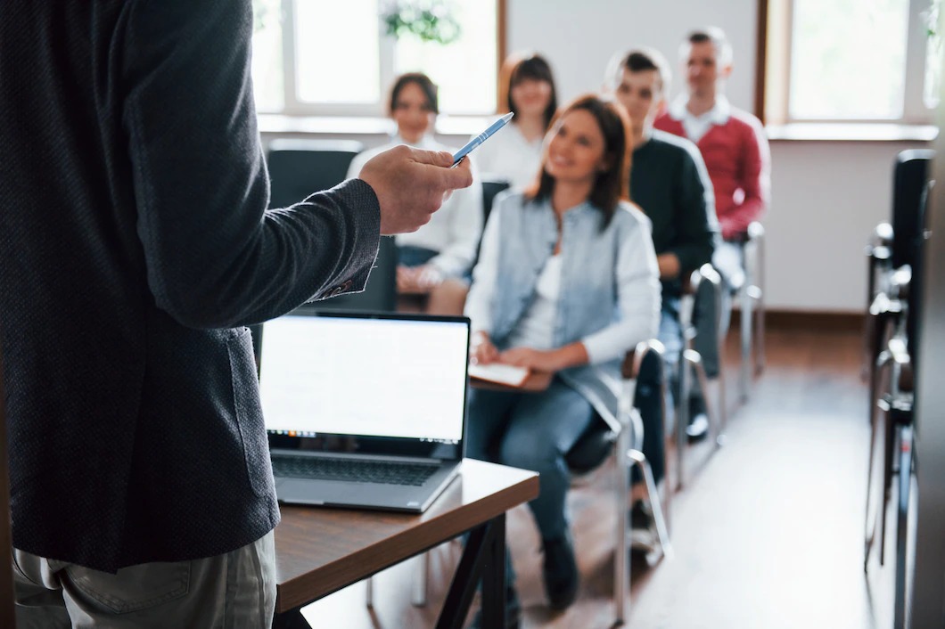 QUALIFICA MAIS – IFRR seleciona profissionais para atuarem como professores formadores do curso Microempreendedor Individual