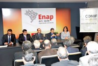 Conif e Enap assinam acordo para capacitação de servidores públicos